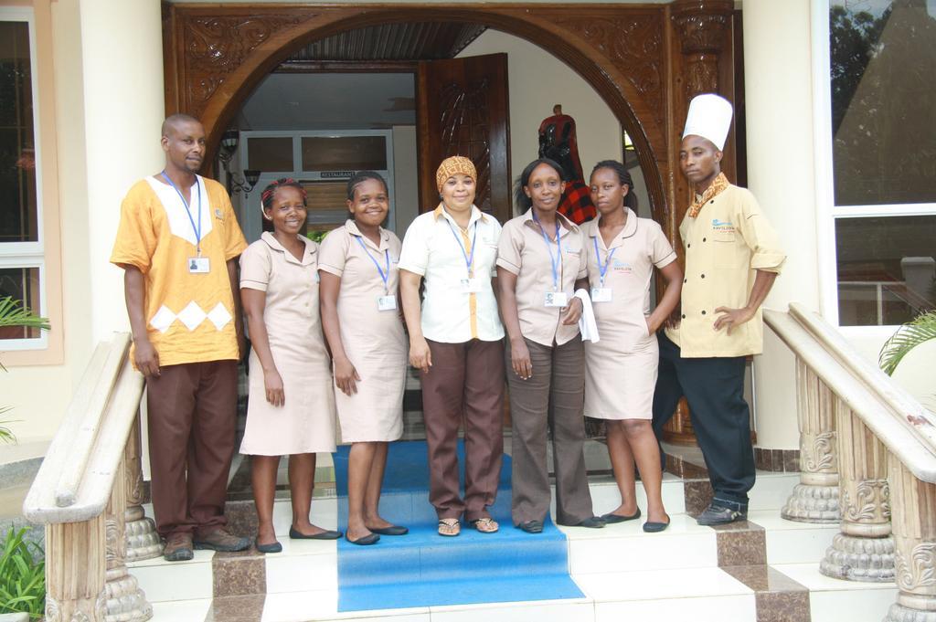 Pavilion Holiday Resort Bamburi Esterno foto