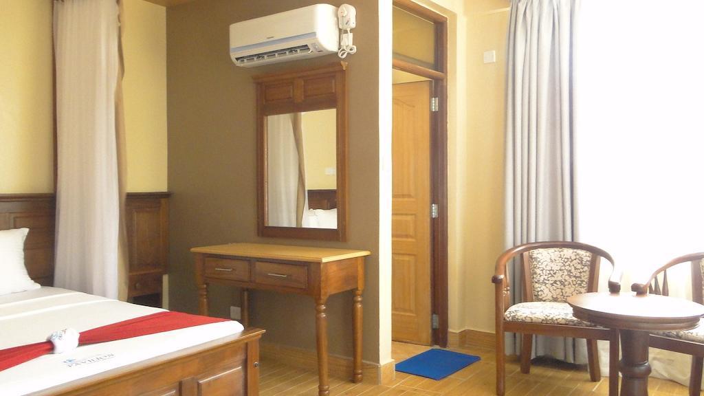 Pavilion Holiday Resort Bamburi Esterno foto
