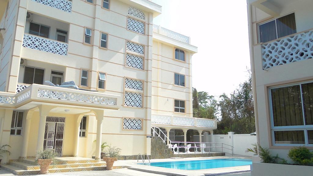 Pavilion Holiday Resort Bamburi Esterno foto