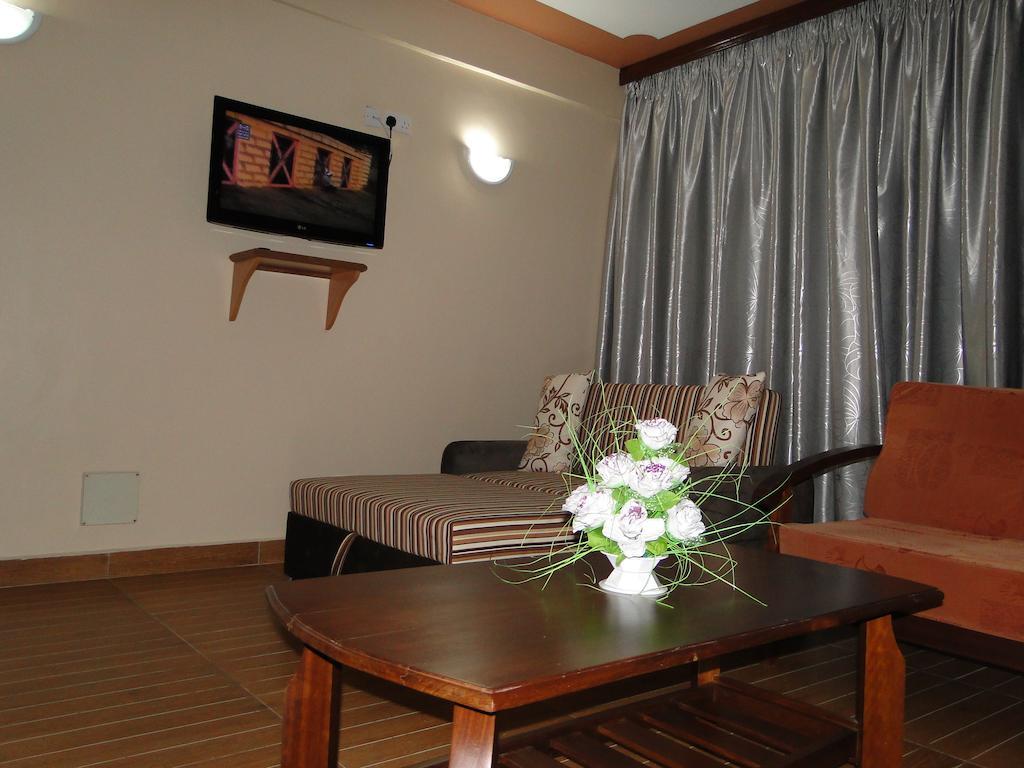 Pavilion Holiday Resort Bamburi Esterno foto