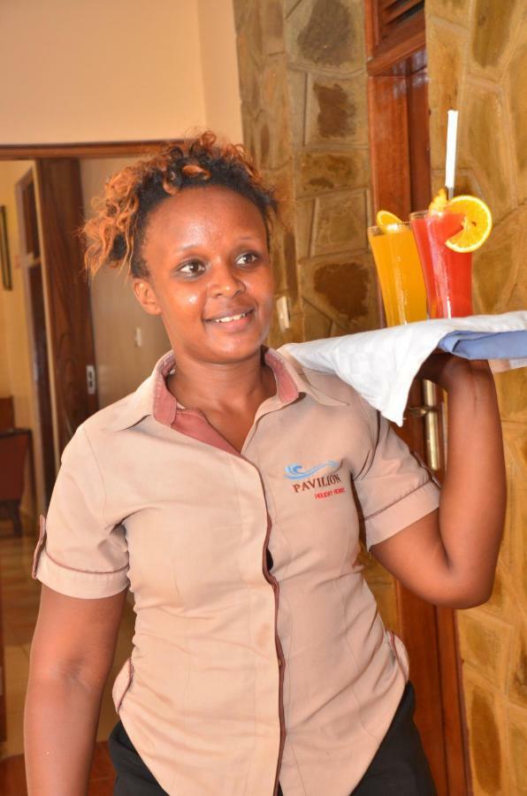 Pavilion Holiday Resort Bamburi Esterno foto